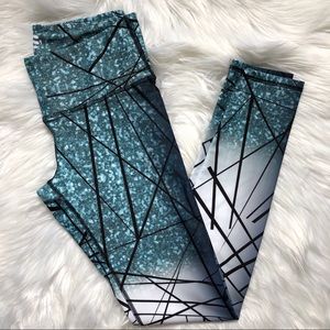 Noli Yoga Full Length Geometric Ombre Leggings